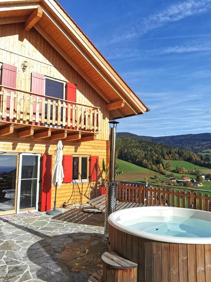 Bergchalet Am Waldrand - Pool, Sauna & Kamin Pollauberg Ngoại thất bức ảnh