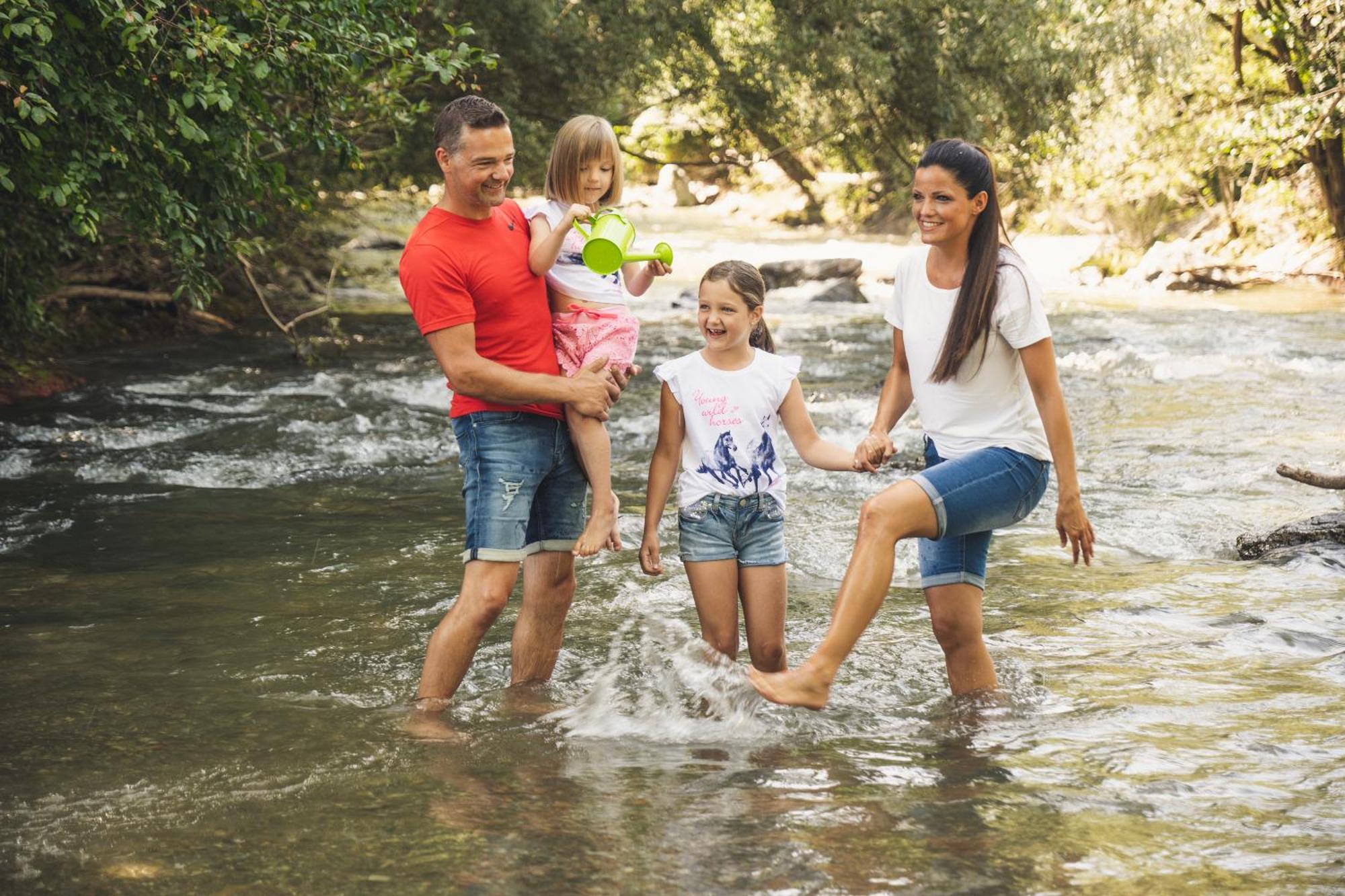 Bergchalet Am Waldrand - Pool, Sauna & Kamin Pollauberg Ngoại thất bức ảnh